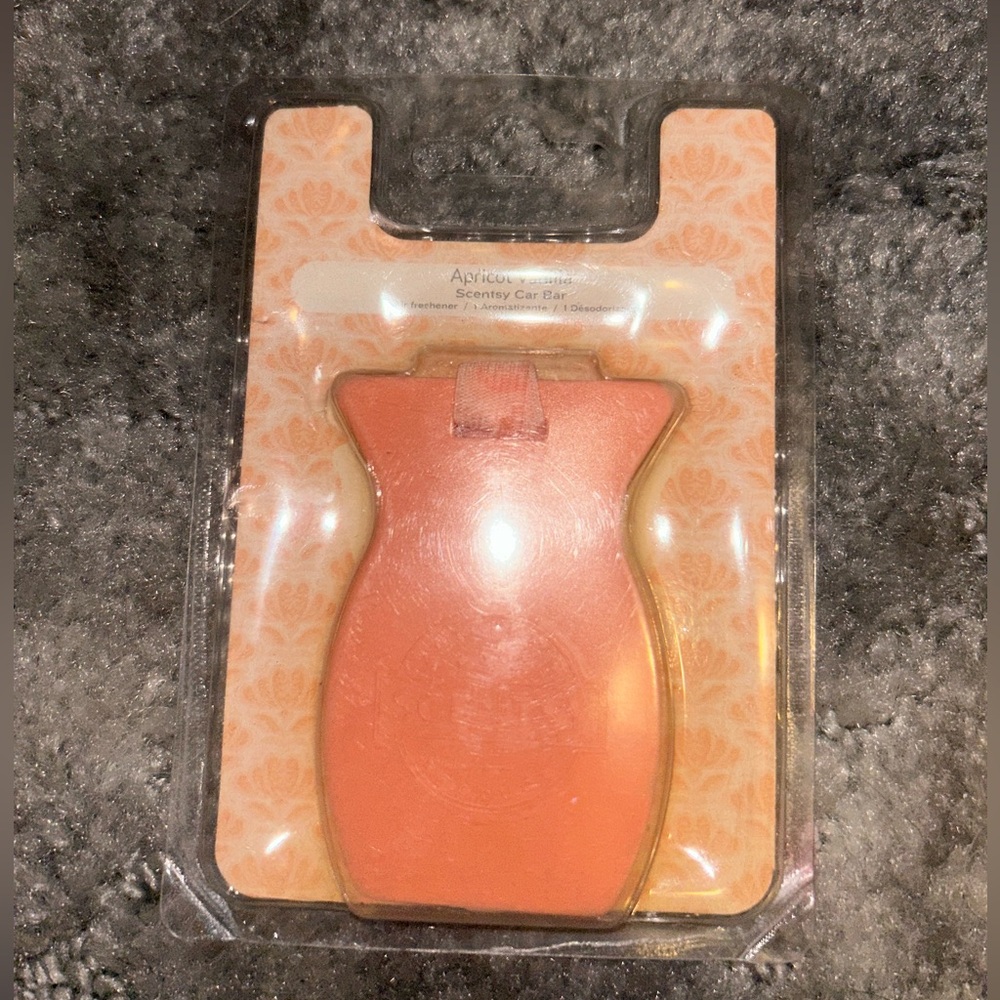 Scentsy Apricot Vanilla Car Bar New in Package RARE AND RETIRED!! HTF*